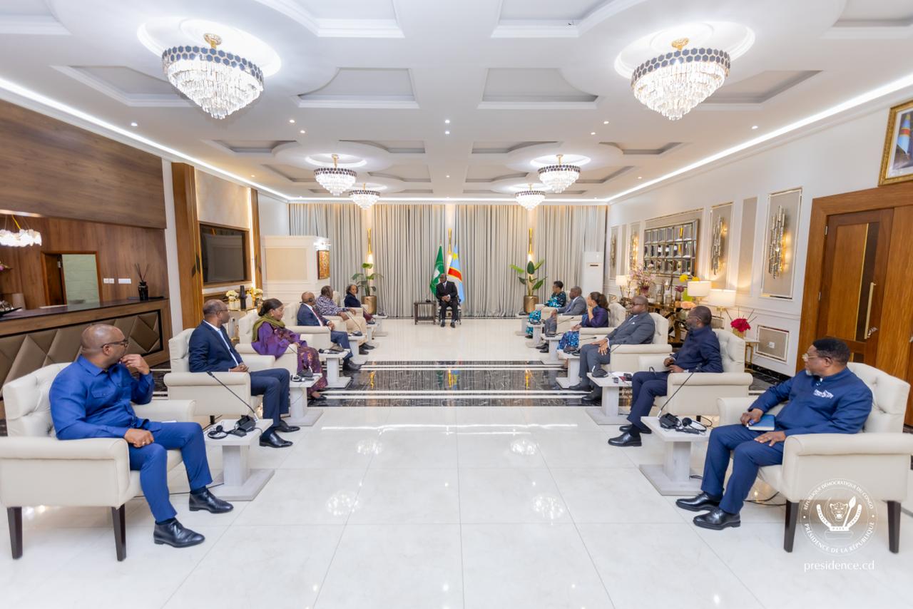 Le Chef de l'État a reçu le panel des facilitateurs de l'Union Africaine