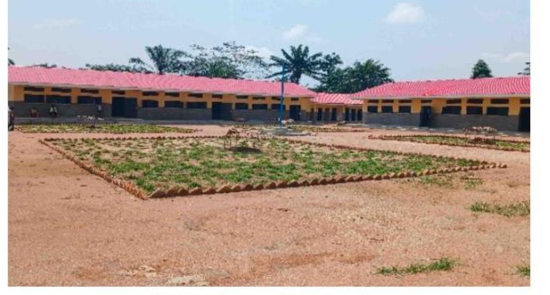 École Primaire Bokutu1