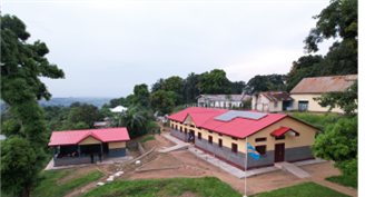 Reconstruction d’une école en matériaux durables EP Bobodi